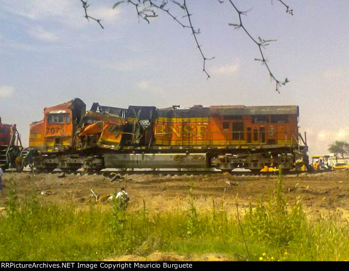 BNSF ES44DC Locomotive wrecked